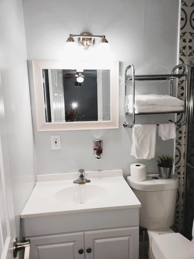 Cheerful Super Suite + 2 Queen + Sofa Bed Minutes From The Airport! Tampa Exterior foto